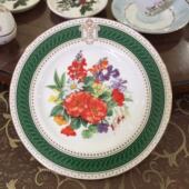 Royal 1985年女王母亲生日花束纪念盘 皇家皇冠德贝 Crown Derby