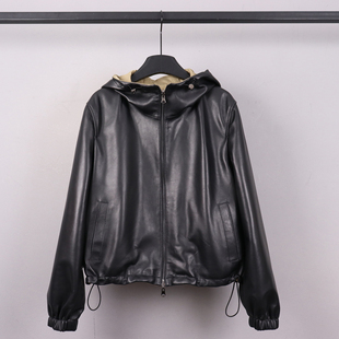 时尚新款两面穿真皮皮衣女款短款连帽宽松显瘦黑色拉链皮夹克外套