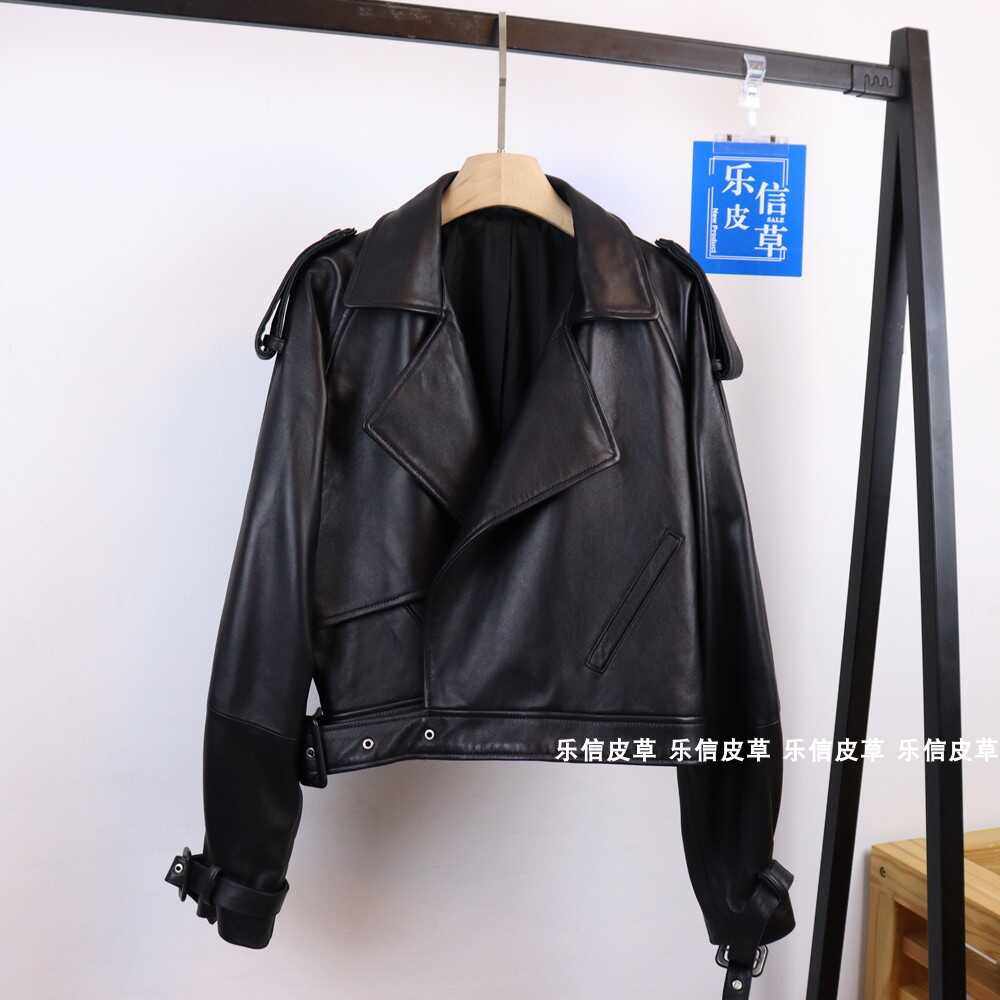 廓肩黑色绵羊皮炸街机车夹克欧货
