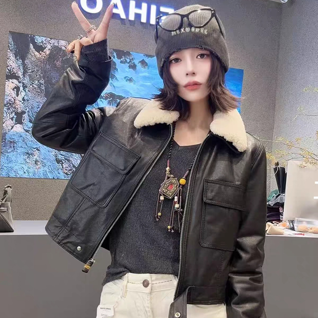 新款真皮羊羔毛领皮衣女短款加厚保暖时尚洋气宽松保暖夹棉外套