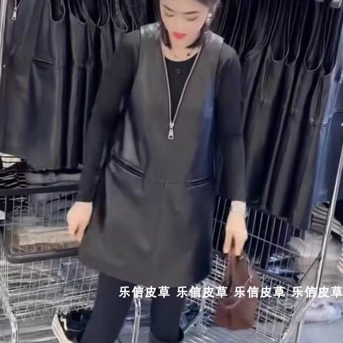 欧货时尚百搭v领纯色拉链绵羊皮