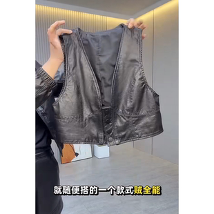 2026时尚新款真皮女V领无袖背心马甲短款百搭显瘦酷飒高级感坎肩