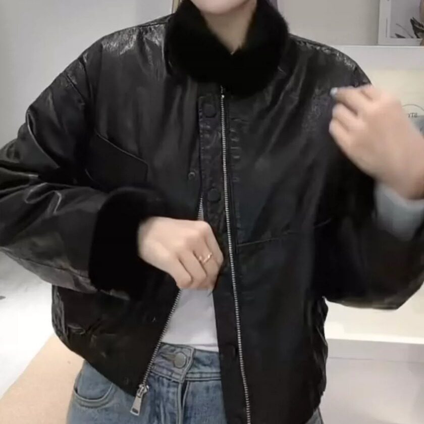 黑色短款真皮立领显瘦皮衣女