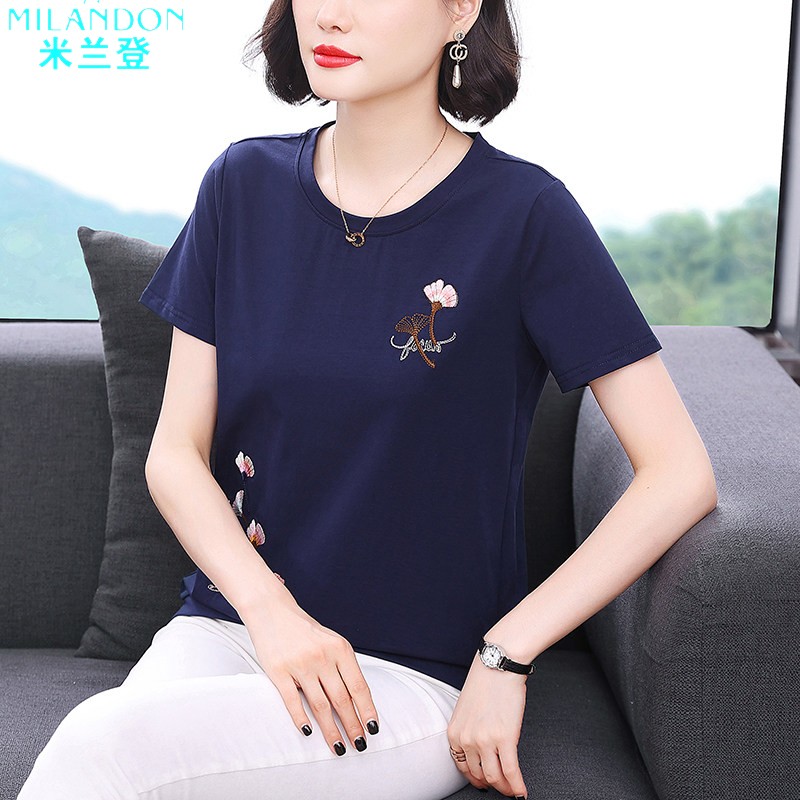 米兰登官方舰旗店妈妈夏装2026新款短袖t恤女中老年大码时尚小衫图片
