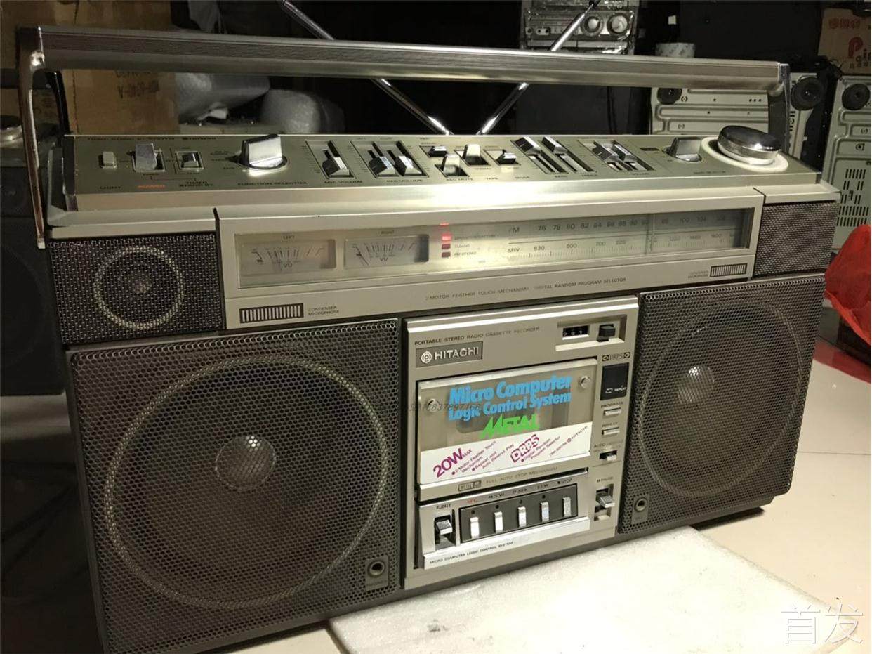 原装日本本土进口HITACHI/日立TRK-8800W收录机9成新，瑕疵品..