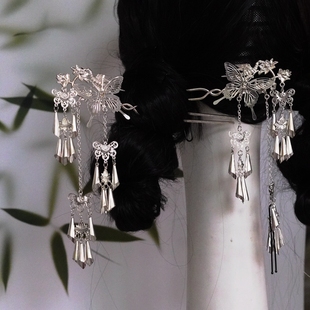 苗银发饰 旅游外拍发簪 异域风苗疆少女银色簪子汉元素蝴蝶长流苏