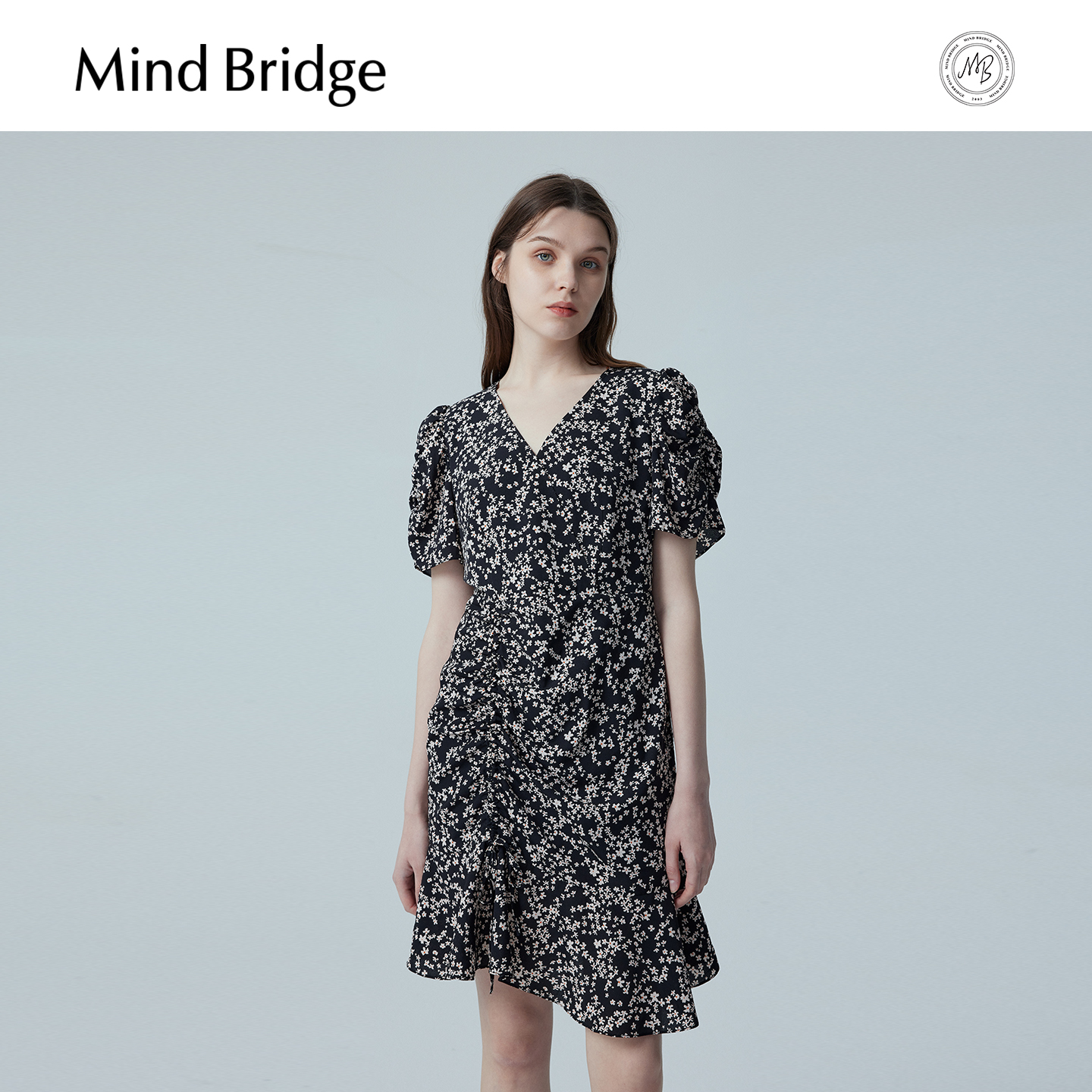 MB MindBridge百家好女士法式V领碎花连衣裙夏季泡泡袖
