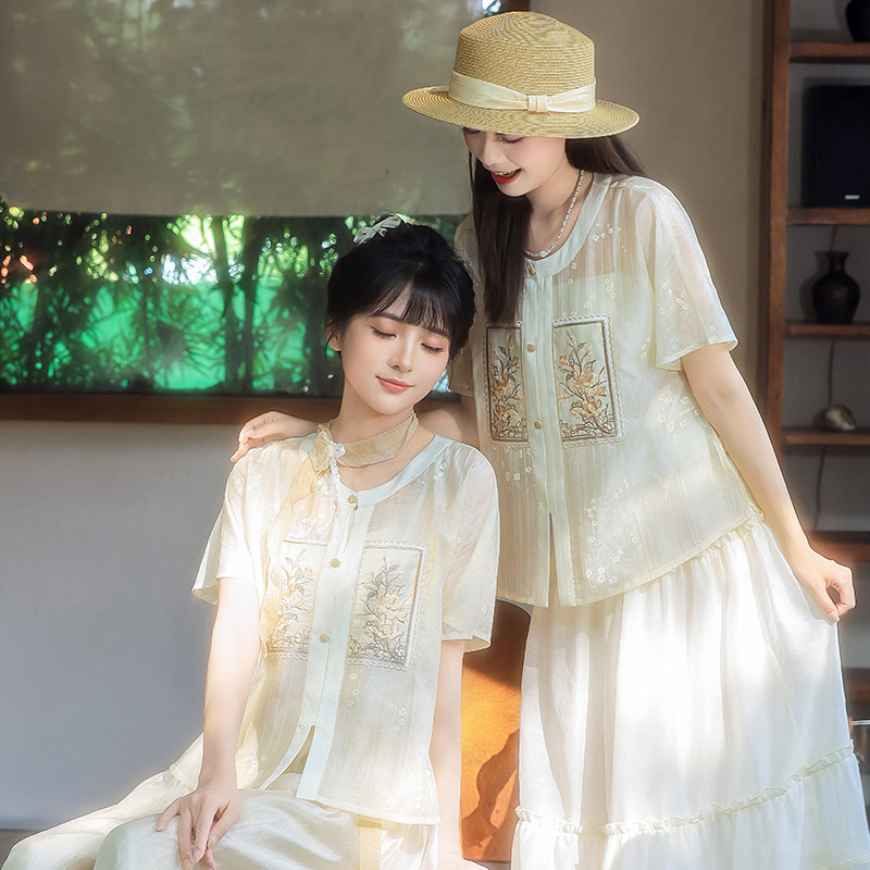 汉尚华莲[茉茉云栀]国风汉元素改良圆领衫宋裤阔腿裤日常通勤套装,女装/女士精品,汉服裤装,淘宝优惠券,粉丝福利购,淘宝优惠卷