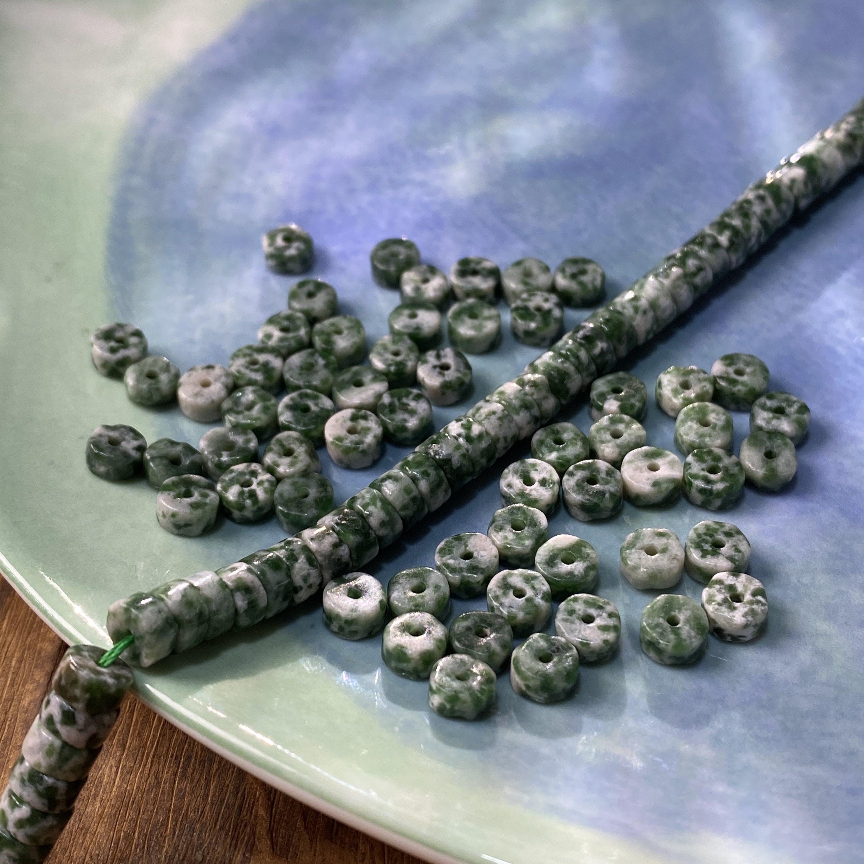 天然青点石6*3mm直切药片珠散珠手工diy串珠手链项链饰品配件X532,饰品/流行首饰/时尚饰品新,其他DIY饰品配件,淘宝优惠券,粉丝福利购,淘宝优惠卷