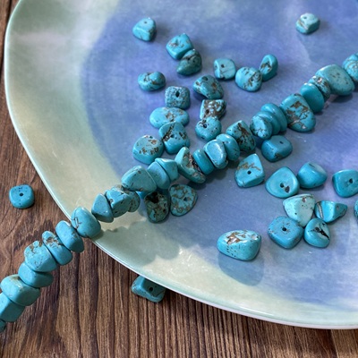 合成绿松石6*10mm有孔碎石手工diy串珠手链项链饰品配件材料S364