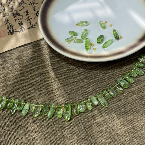 天然烤色绿水晶6*12mm长牙碎石手工DIY串珠项链饰品配件材料S431