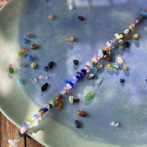 彩色玻璃猫眼3*5mm有孔碎石手工diy串珠手链项链饰品配件材料S293