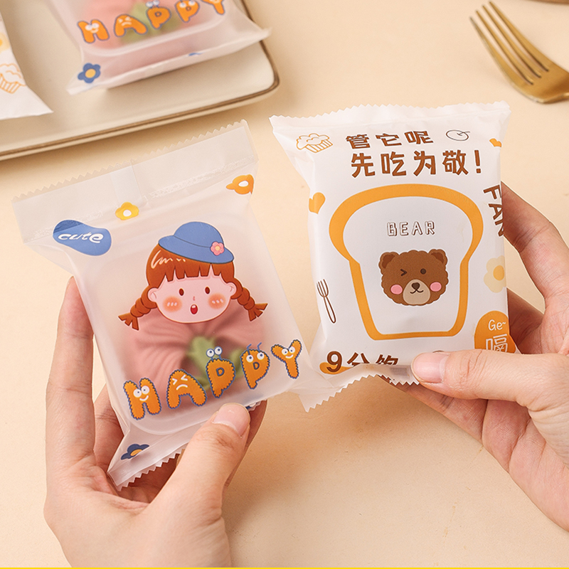 2022新款可爱小熊女孩月饼包装袋
