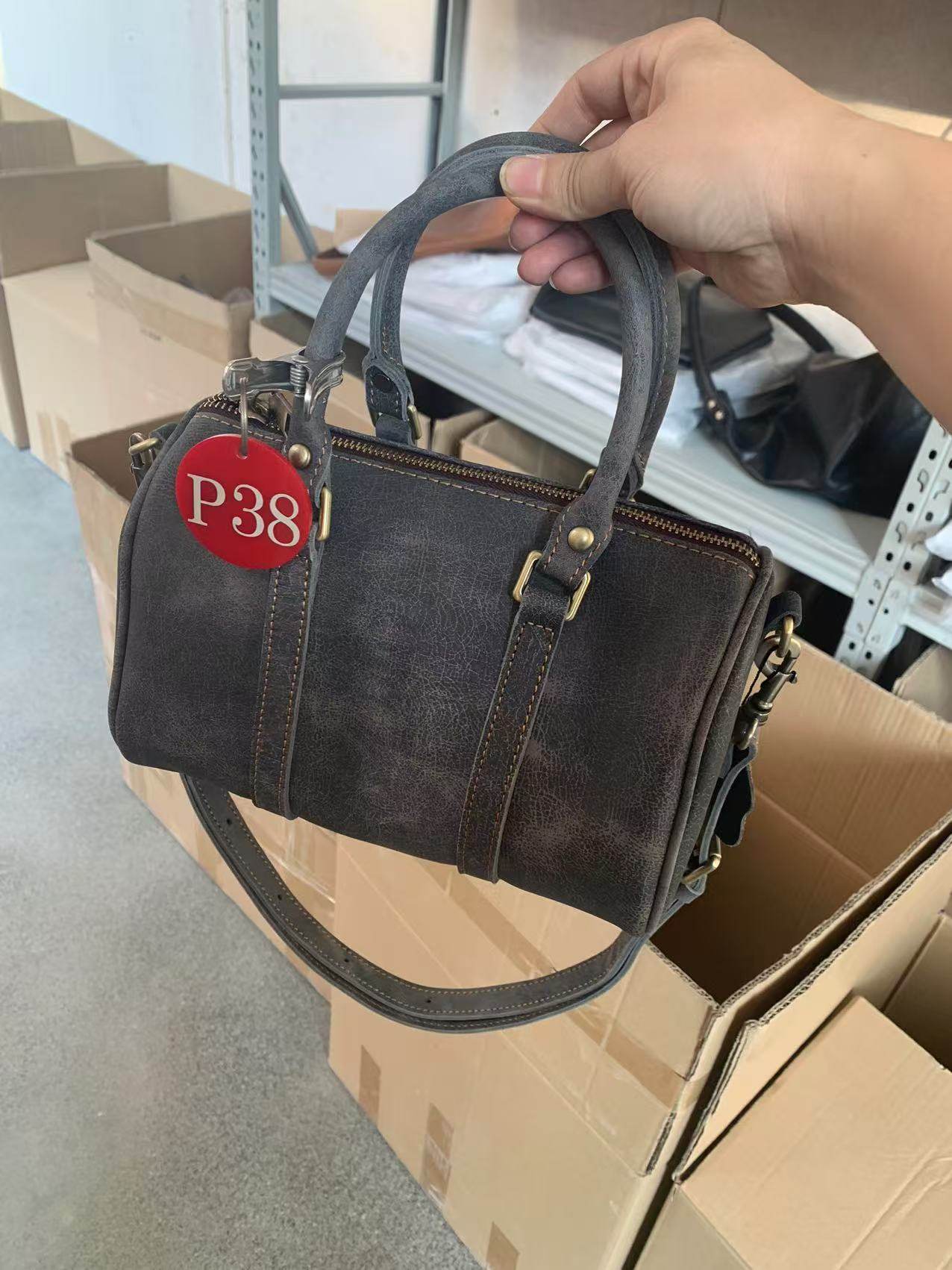 孤品/P38（尺寸：24X14X10cm仅供参考）,箱包皮具/热销女包/男包,手拿包,淘宝优惠券,粉丝福利购,淘宝优惠卷