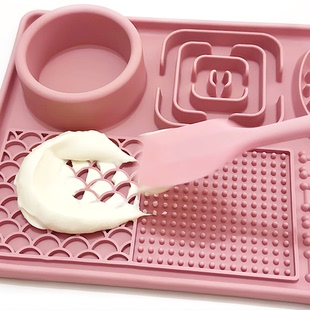 宠物慢食碗安全食品级硅胶舔舐垫狗狗舔食垫猫咪饭碗食盆舔舔盘