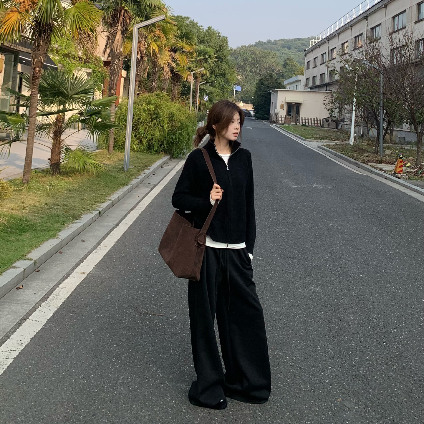 E7Q8 韩系修身简约百搭拉链长袖上衣女软糯舒适显瘦针织开衫外套