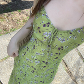 绝美显瘦满印修身 E7Q8 海边度假掐腰吊带连衣裙女生夏季 V领长裙子