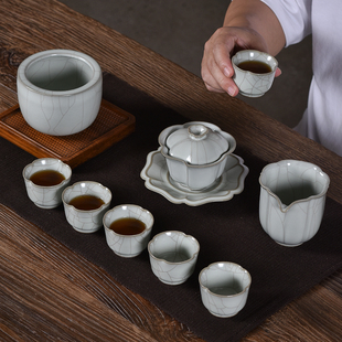 官窑灰青葵口盖碗茶器