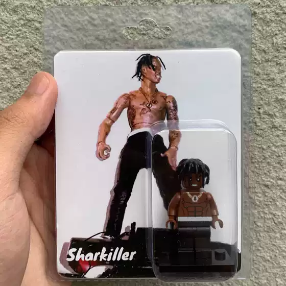 In stock Travis Scott building blocks "Rodeo" building block pendant cockroach hero building block Sharkiller