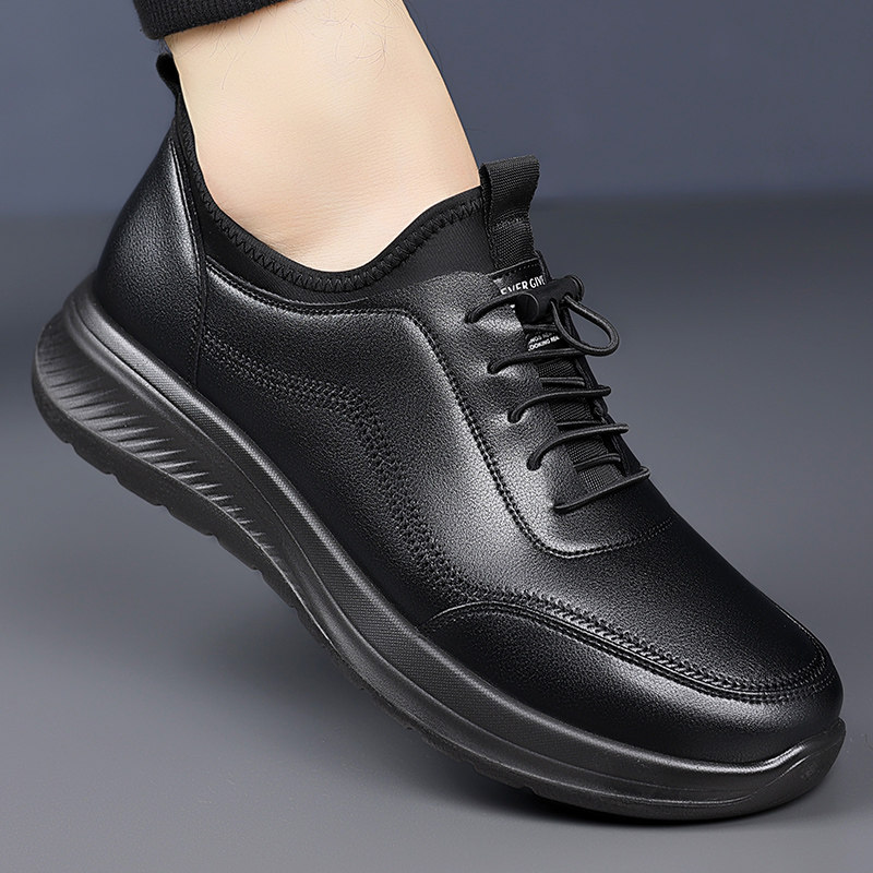 2025秋季新款软底户外运动休闲皮鞋男款轻便百搭爸爸鞋软底开车鞋