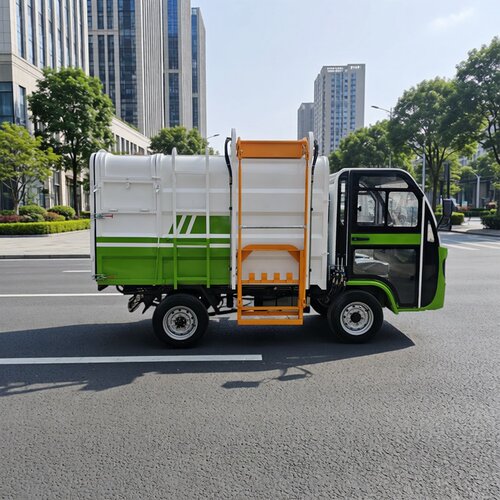 济消源电动四轮挂桶垃圾清运车