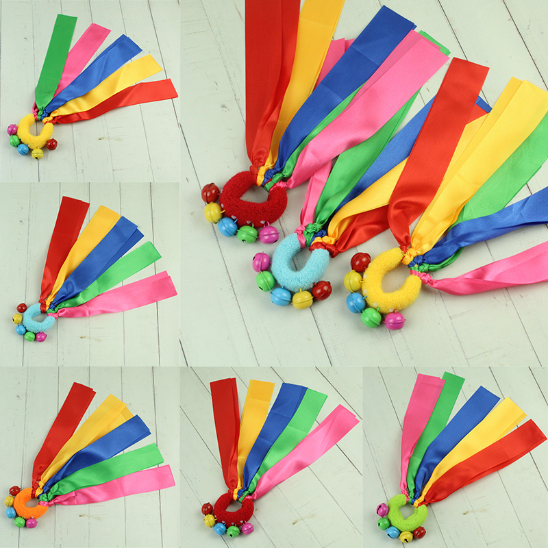 六一儿童舞蹈表演彩色响铃铛手花幼儿园学生运动会铃铛手腕花手环