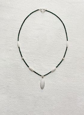 Apt 26SS 现代主义吊坠项链