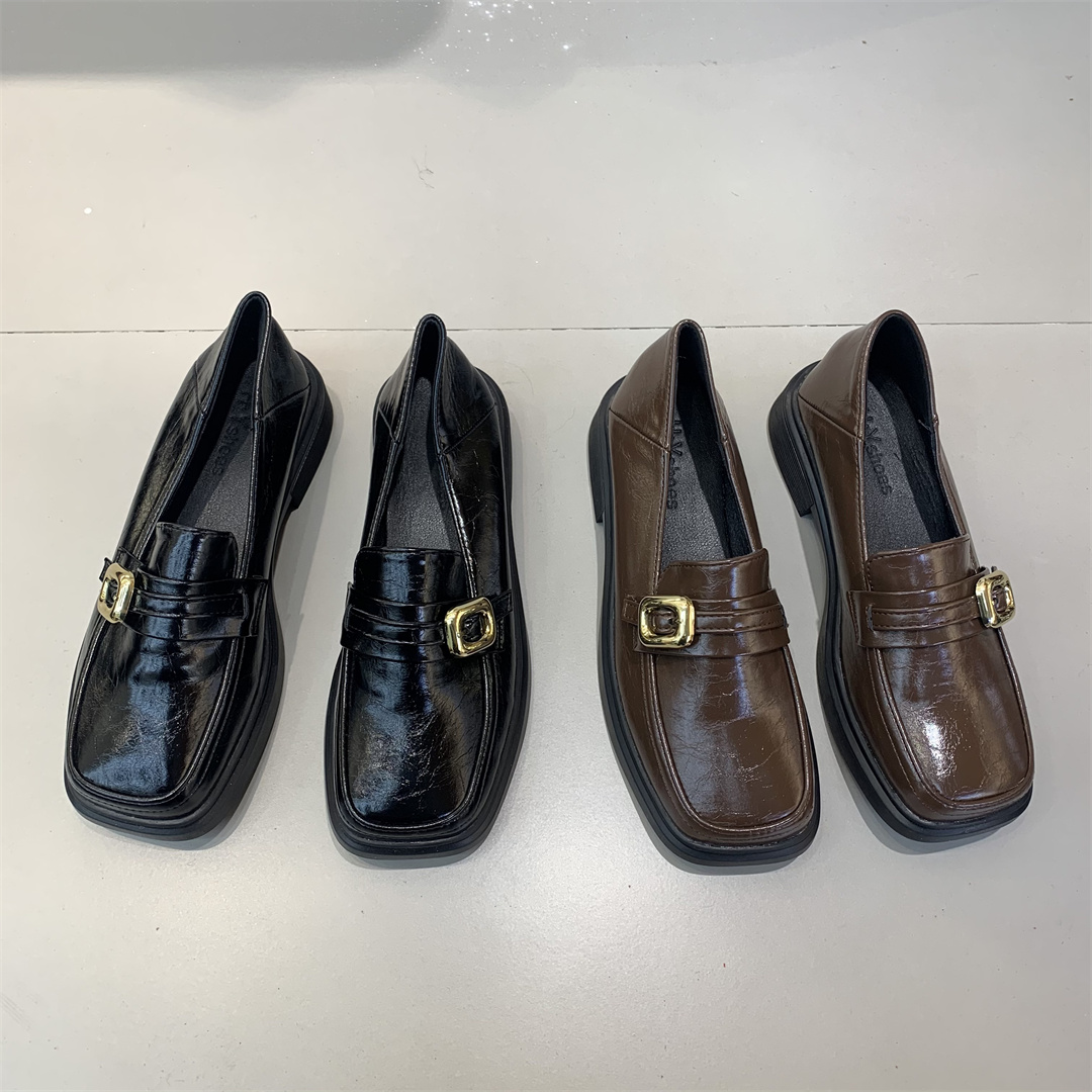 英伦小皮鞋女2025年秋季新款韩版乐福鞋女粗跟复古休闲方头单鞋女