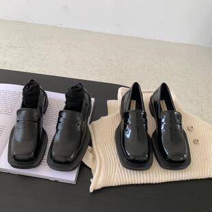 小皮鞋女2025年新款春秋百搭春季厚底单鞋女爆款英伦风乐福鞋女鞋