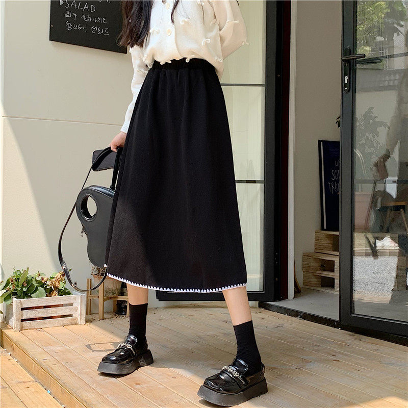 秋冬2021新款设计感花边大码高腰遮胯显瘦a字裙女别致半身黑裙子