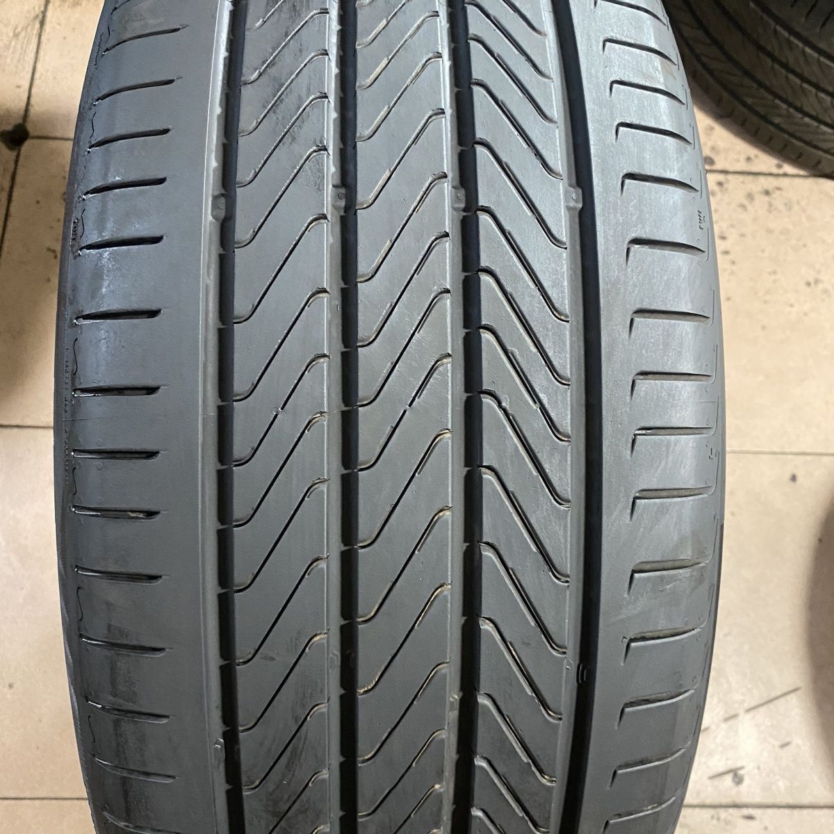德国马牌265/40R21 PCC花纹9成新 无伤无补 id6