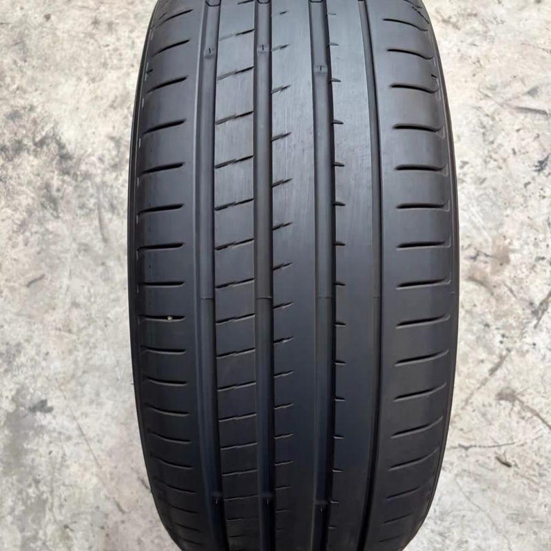 优科豪马245/45R21横滨轮胎零跑C16原配21寸轮胎,前轮245/45r21