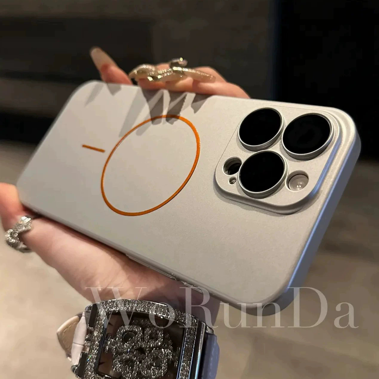 适用iPhone16手机壳超薄