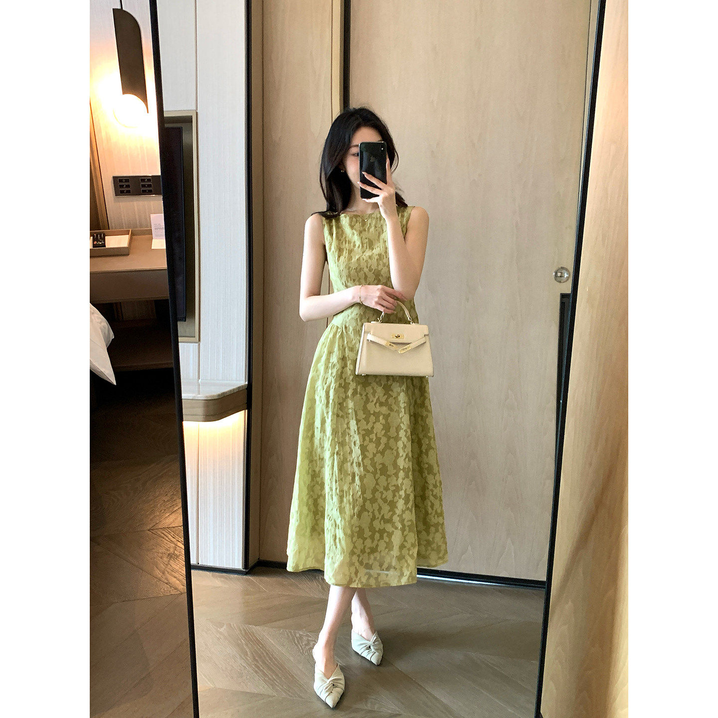 FT GUOGE果哥家2026夏装新款女一字领气质收腰显瘦法式吊带裙