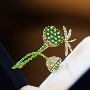 别针气质 清新莲蓬子蜻蜓珐琅彩锆石胸针新款 高档女款 胸花夏季 西装