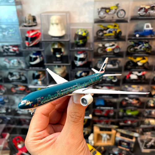 国泰777-300ER合金客机模型