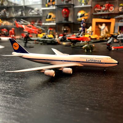 NG400比例合金飞机德国汉莎航空波音747-8客机成品模型礼品级藏品