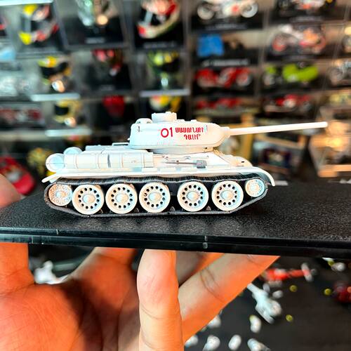 1：72合金坦克模型苏联红军坦克T34 01号战车白色雪地涂装摆件