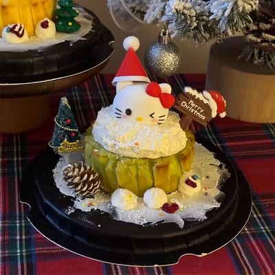 2025圣诞节hellokitty斯巴克蛋糕装饰蝴蝶结KT猫圣诞树甜品台摆件