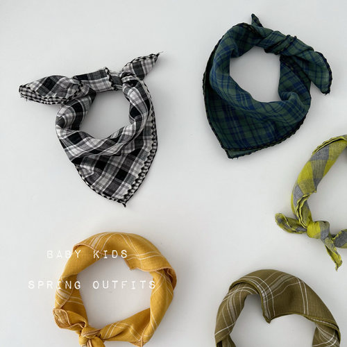 宝宝帅气格子小方巾婴幼儿童韩版百搭洋气口水巾凹造型领巾围巾潮