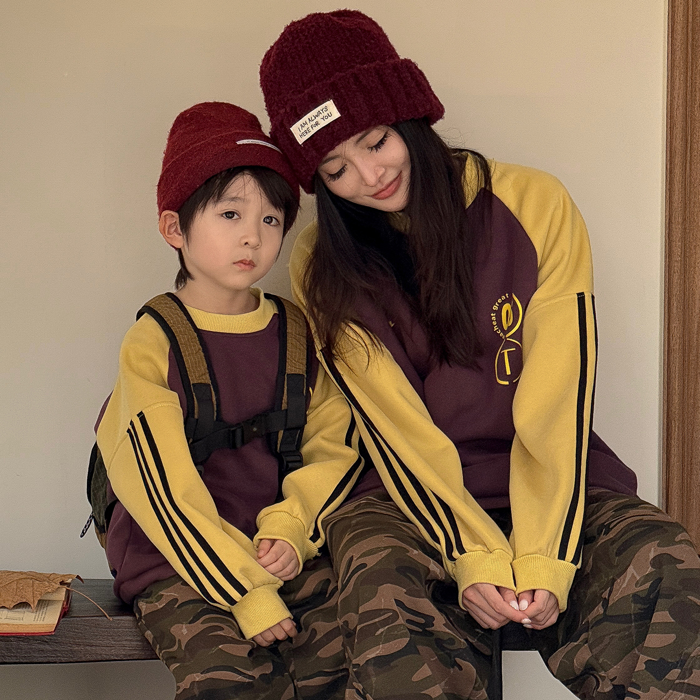 亲子装秋冬装一家三四口母子母女全家装宽松嘻哈风运动撞色卫衣潮