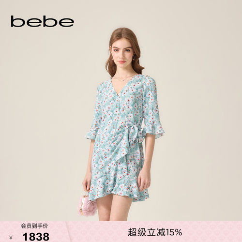 bebe2026夏季新款女士浪漫度假风花边袖V领碎花裹身连衣裙250057