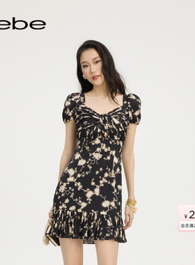 bebe2025夏季新款女士气质打褶收腰印花连衣裙250001