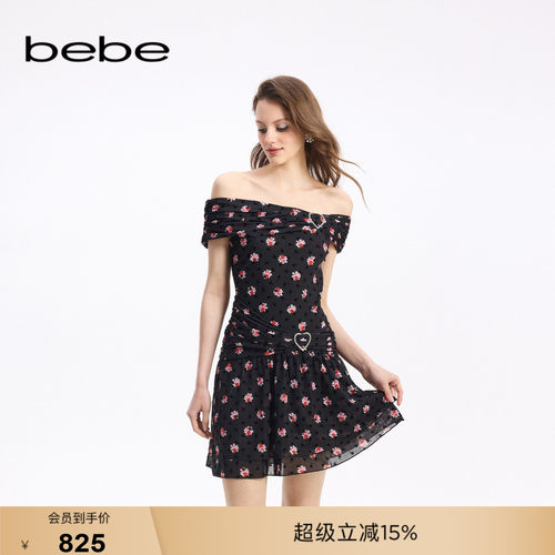 bebe秋季新款一字肩印花连衣裙