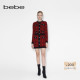 bebe冬季 系列小香风通勤千鸟格包臀半身裙420219