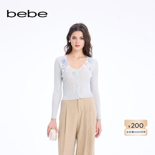 bebe2026春季新款女士重工立体花朵装饰V领长袖针织开衫130603