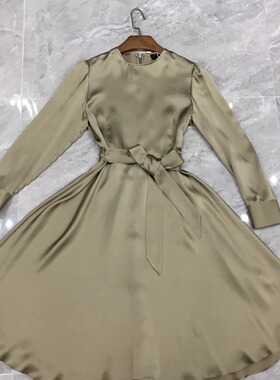 7169女士时尚绿色长袖连衣裙