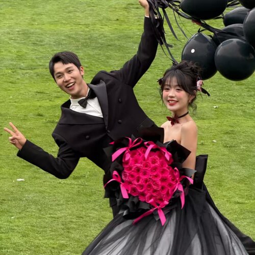 婚纱摄影外景草坪婚纱照黑纱礼服拍照道具黑头纱粘红蝴蝶黑蝴蝶结
