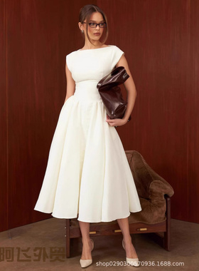 Lace-cut sexy satin print dress货源之前白色后背镂空百褶长款