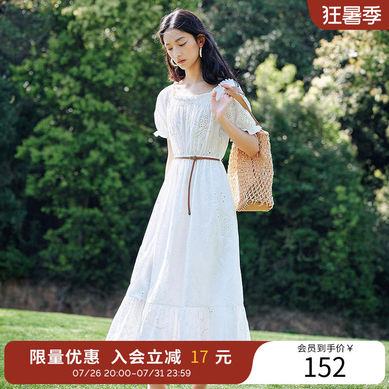 衣香丽影镂空连衣裙女2026年夏装法式一字领小白裙子